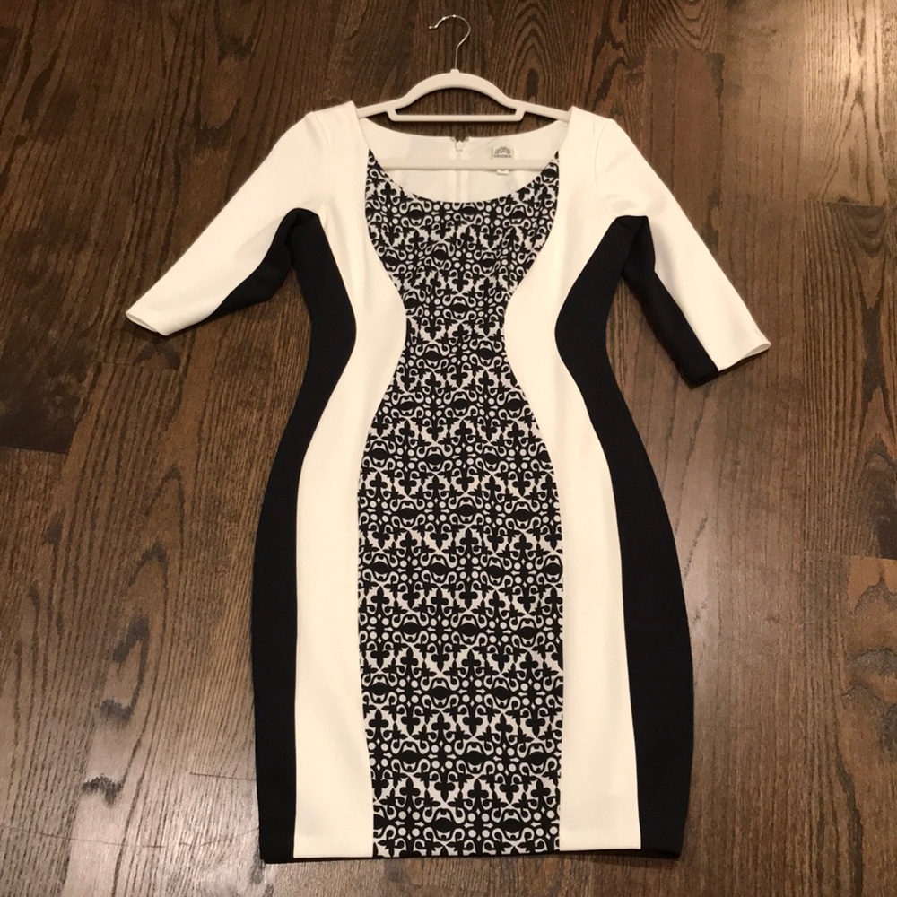 Sangria Bodycon Black and White Dress